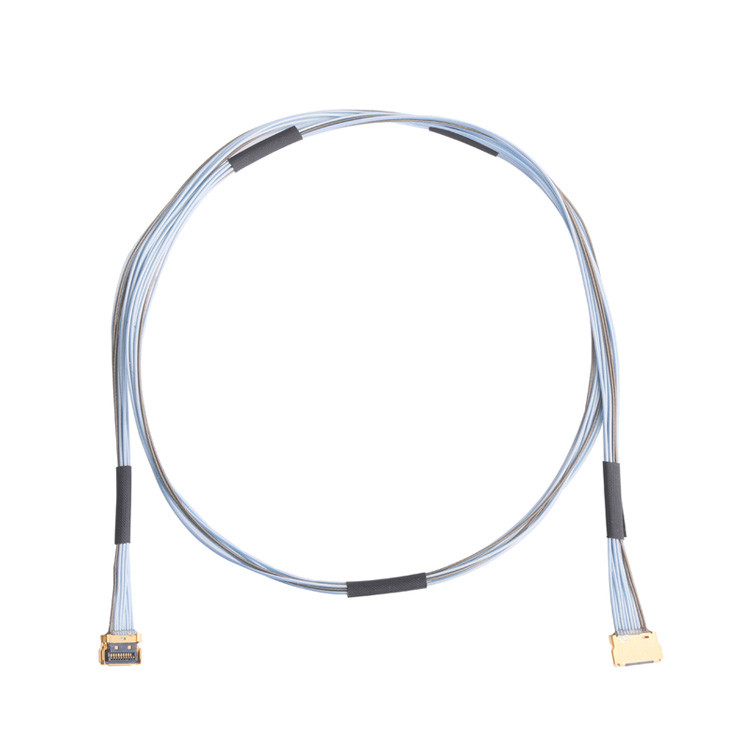 LVDSケーブルケーブルライン UY 10P 0.35mm ピッチI Pex 20857-010T-01 Ipexマイクロコアシアルケーブルのためのケーブル組