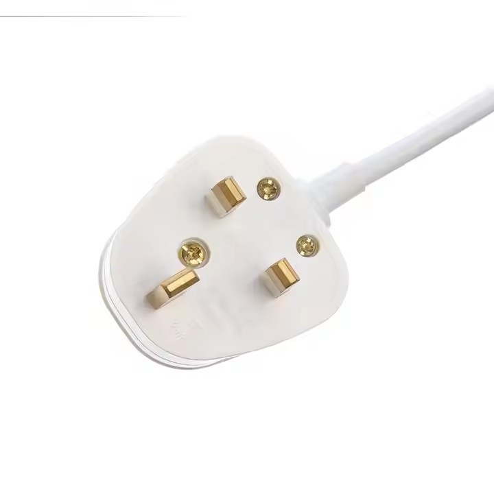 イギリス BS 承認 C13 C14 電源コード 3ピン Bs プラグ C13 コネクタ Ce7/7 1.5m 2m H05vv-F パソコン電源ケーブル