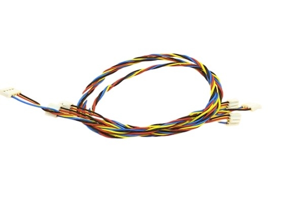 24AWG FEPは盾/Unshieldのタイプ30 Vが付いている注文ワイヤー馬具をねじりました