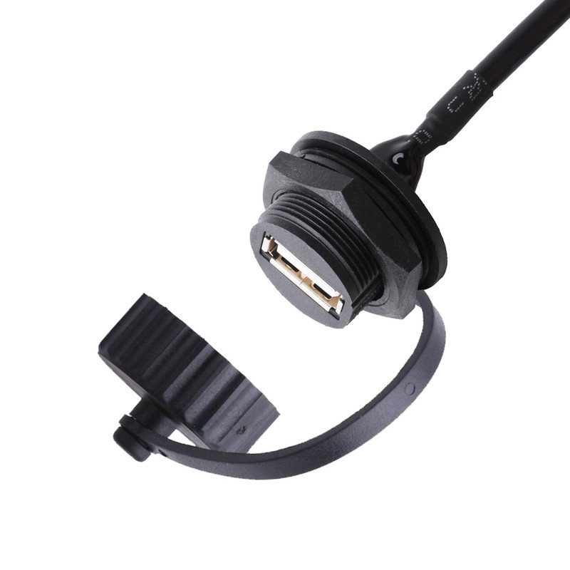 USB 2.0はUSB 2.0 A usbへの盾そして帽子が付いているメス コネクタあつらえをケーブルで通信する