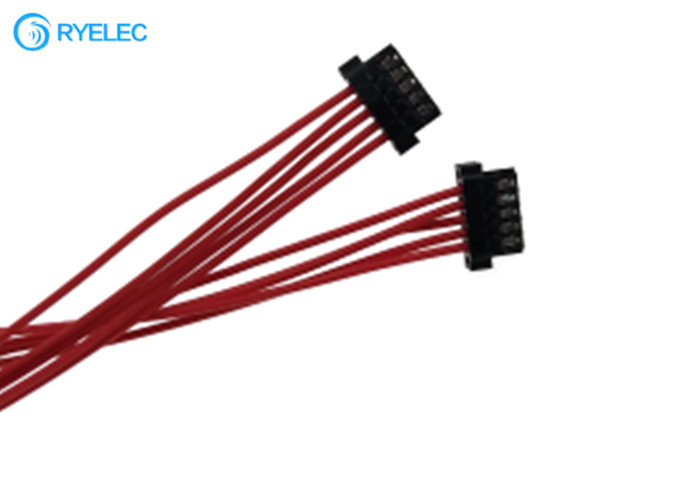 DF52-5P-0.8C  DF52-2832PCFは5ピン コネクタのケーブル32AWGワイヤー馬具にひだを付けました